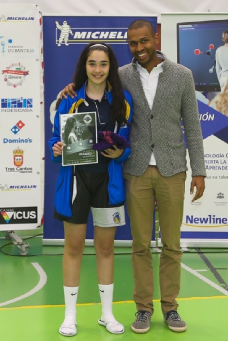 Enhorabuena a Alejandra Fernández <a href="/PonceVaCB/">Ponce Valladolid CB</a> <a href="/FBCyL/">FBCyL</a> premio súper merecido dentro y fuera de la cancha. <a href="/beachozas/">bety</a> Nos vemos en <a href="/econvive/">Econvive Baloncesto</a> @Vegadeo 2018