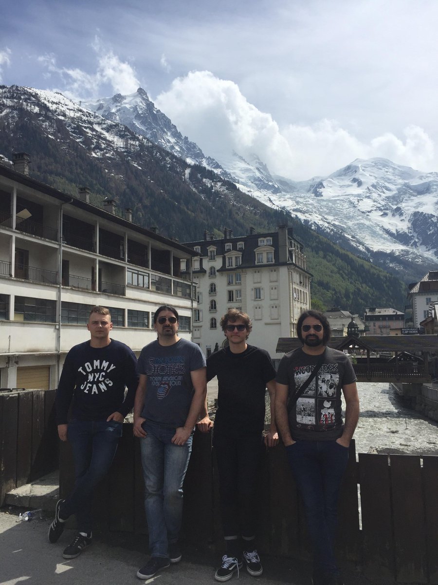 58shots's tweet image. C'était cool chamonix 🔥🔥🔥

#guitaresenscenes #58shots #frenchrockrevolution #chamonix #chamonix