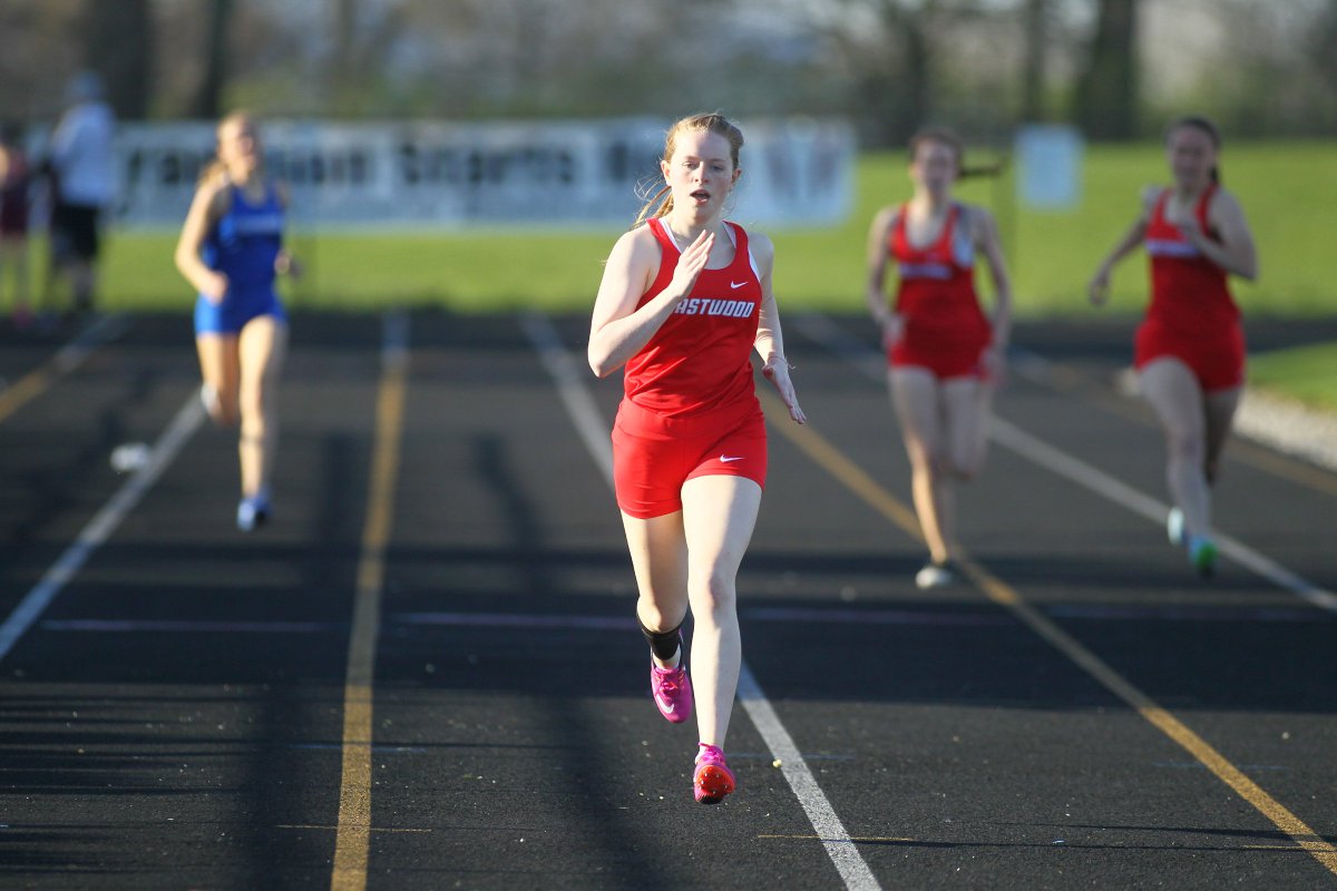 sentineltribune's tweet photo. PHOTOS: On what could arguably be considered the nicest weather day of the year for spring sports, Eastwood’s boys and girls track teams took full advantage during a Northern Buckeye Conference tri-meet Tuesday afternoon at Freedom Field. https://t.co/D0oyC7sD3N https://t.co/hPpmOCeCGa