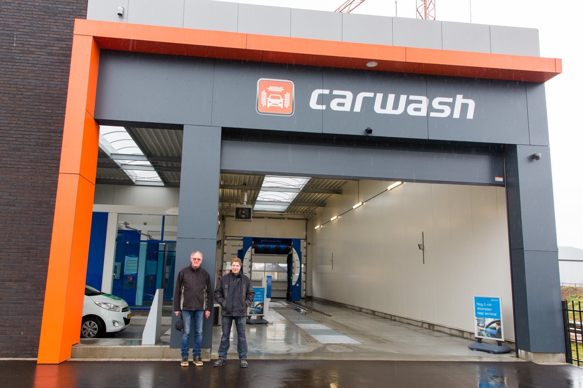 CarwashProNL's tweet photo. Nieuwe technieken bieden nieuwe kansen in de carwash | CarwashPro #carwash #tankpro @WashTec_AG https://t.co/QGfpHv2sKs https://t.co/zeu9knueYf