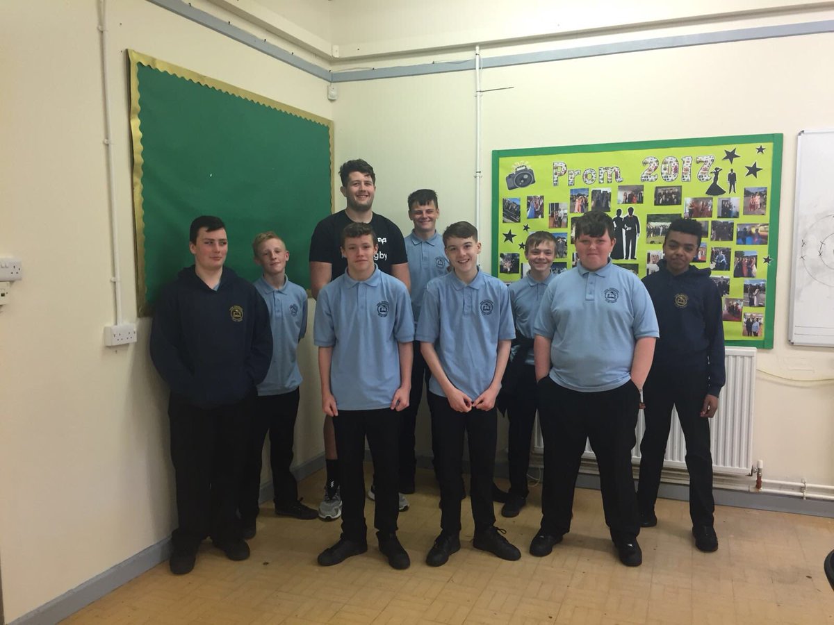 CommunityOsprey's tweet photo. Great morning at @dylanthomas_sch  with @ospreys @rorythornton_5 doing a Q&amp;A as part of the @TackleWales project. Sorry we beat you at pool Rory 😉 https://t.co/oj9uiI5aKp