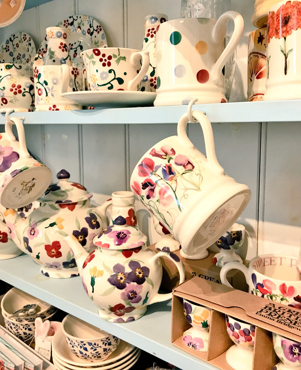 RowanTreeGifts's tweet photo. Lots of #EmmaBridgewater designs to choose from, lovely collectibles and #giftideas 
#budleigh #devon https://t.co/Nzvep2TKDu https://t.co/py2nn0BXnA