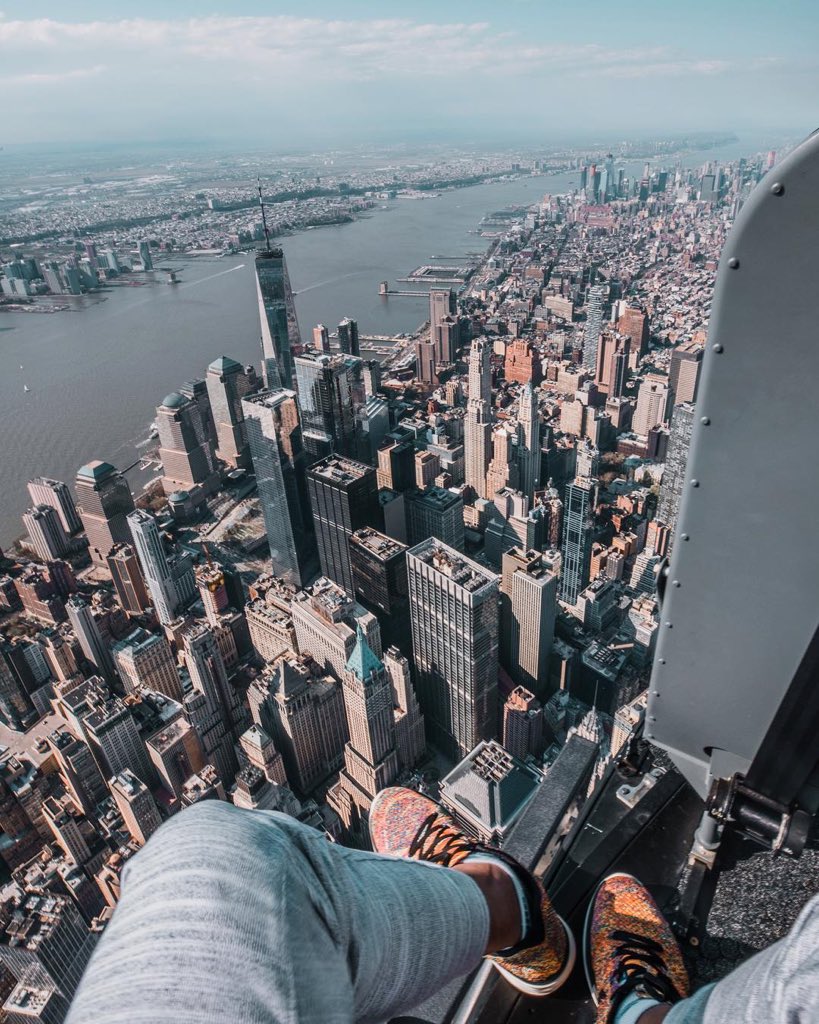 FlyNYON's tweet photo. RT for a chance to win two seats on a Doors-Off Flight 🚁 

This could be you 👇🏼 https://t.co/mXt6HTBNJD