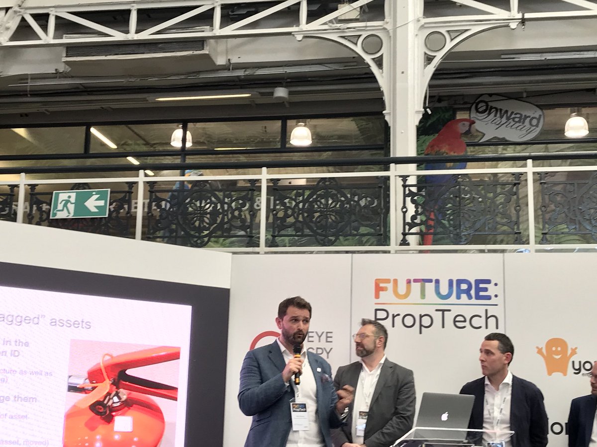 Propertyshe's tweet image. It’s discotech innovation challenge time at @_futureproperty! #PropTech2018 #Proptech