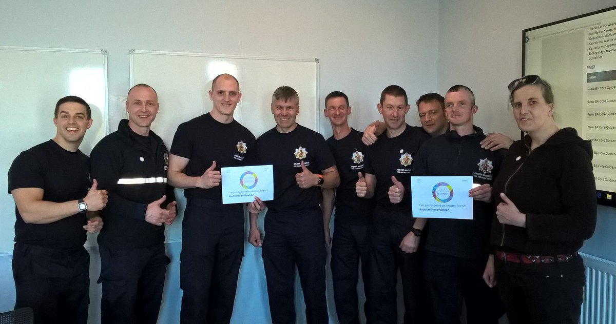 Lisa, Dawn and Julie loved their visit to Wigan Fire Station
this morning where they delivered an Autism Friends session to the White Watch
Team! #AutismFriendlyWigan @Wiganfireteam <a href="/manchesterfire/">Greater Manchester Fire and Rescue Service</a>