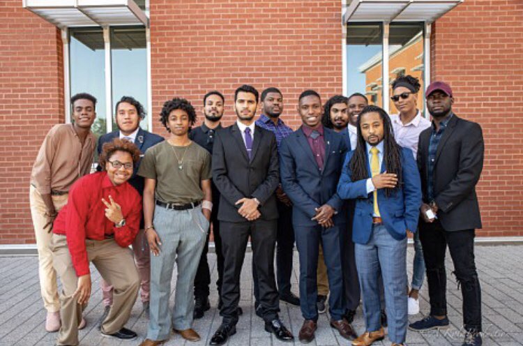 kennedylucasmba's tweet photo. The men RAs of @GeorgiaGwinnett flashback at the RA banquet Sunday.👌🏾😊😁🔥😉✌🏽😝😮#media #selfieoftheday #smiles #doitlikeaboss #boss #moment #life #style #beingyourself #greatday #hustle #hard #workhard #photooftheday #producerlife #redcarpet #celebration #lifestyle #publ https://t.co/AytaX5N2aq