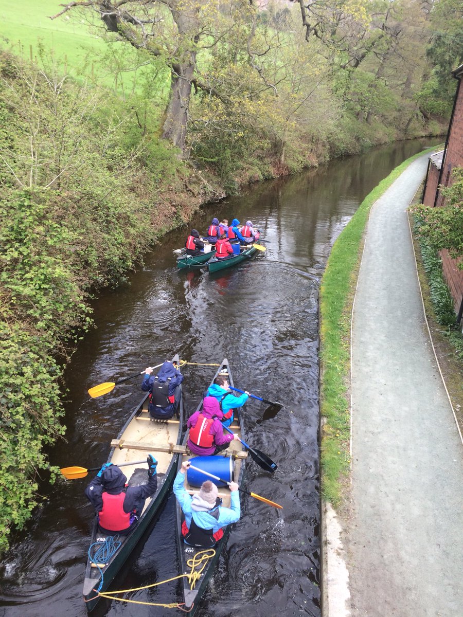 SteveE_Derwen's tweet photo. Fantastic progress from Team Silver this morning. After a quick lunch stop they head off with 5km left to paddle today #teamwork #SilverLegends https://t.co/AB4QmHWK2G