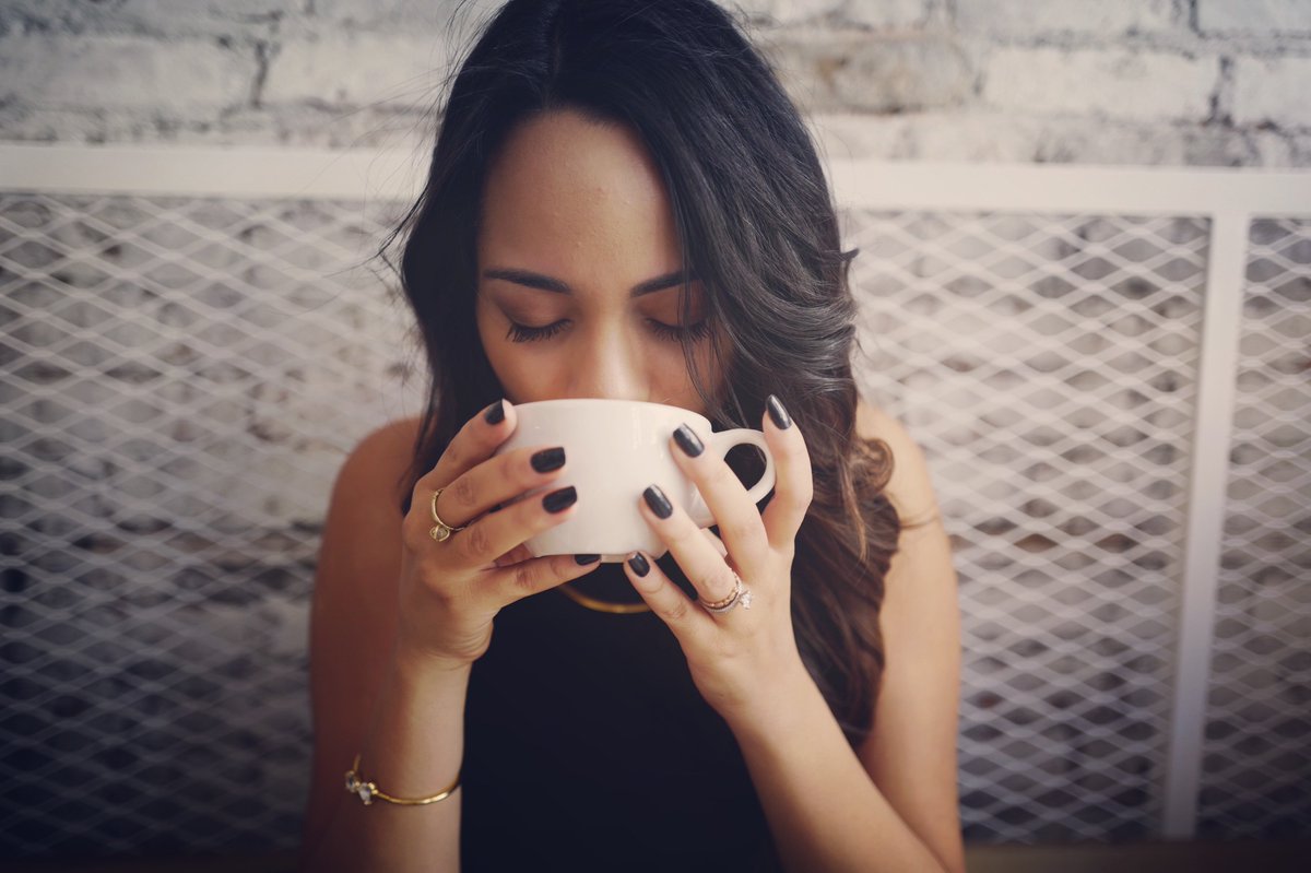 CoffeeEsperanto's tweet photo. Yawn: A silent scream for coffee #CoffeeAddict #EsperantoExperience #CoffeeLover #Colombia #CafeDeColombia https://t.co/l7nLnVG986