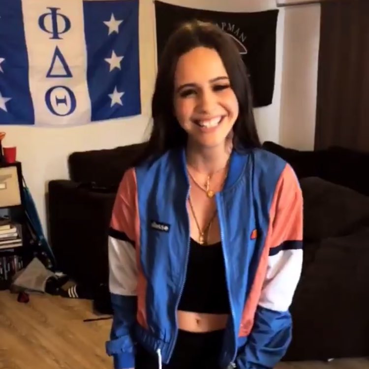 tothegrcve's tweet photo. Can we talk about how adorable and happy she looks tho https://t.co/AGsiqF43Nl