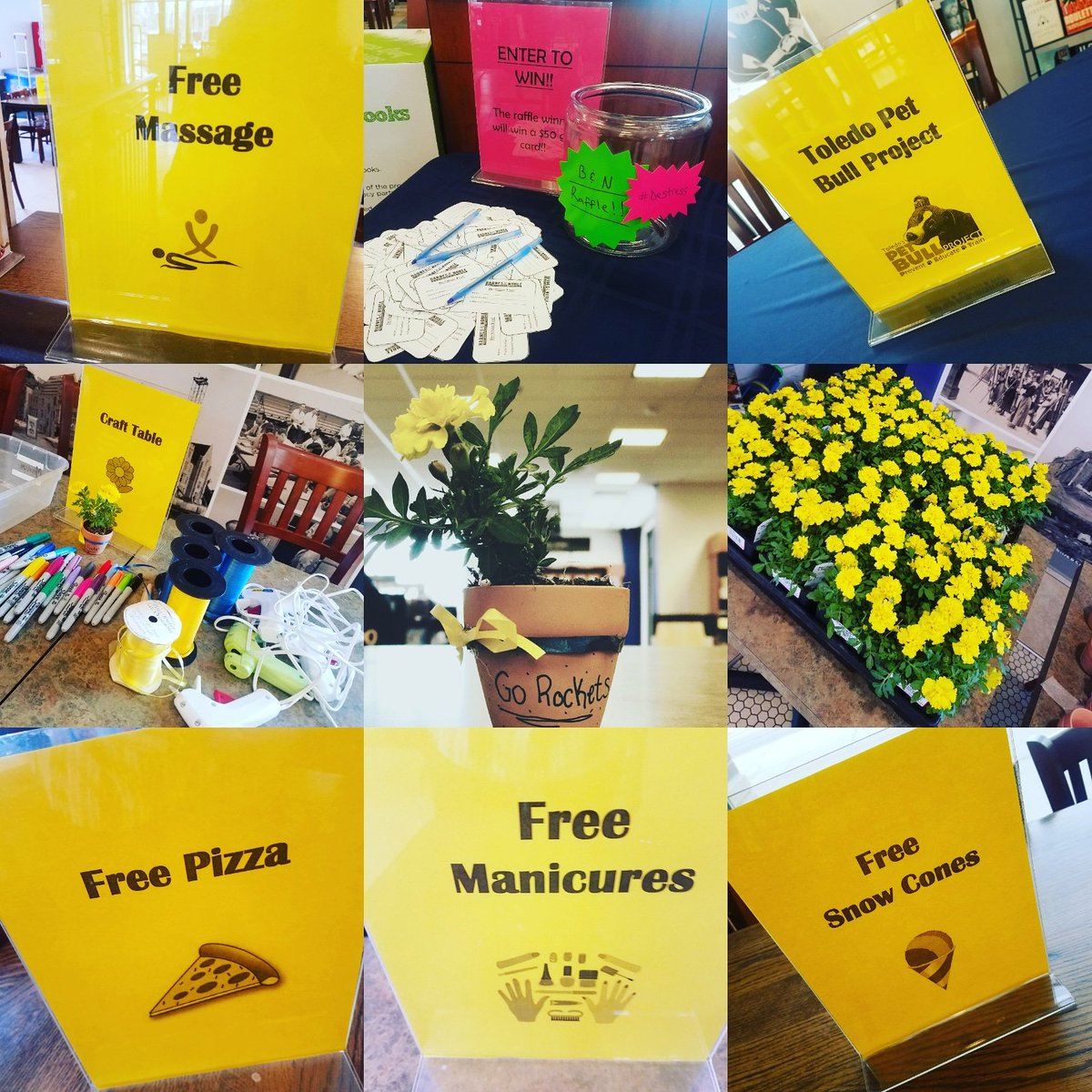 Come stop by 11-2 today for FREE PIZZA, SNOW CONES, $50 GIFT CARD RAFFLE, and much much more! 🚀🎉#gorockets #utoledo #destress