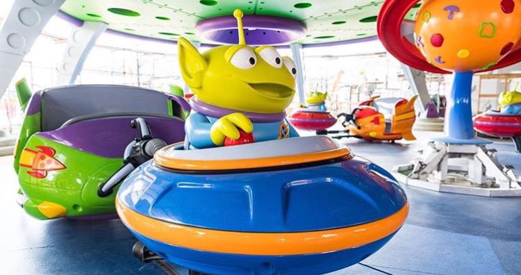 AllDisneyParks's tweet photo. Who is excited!!! https://t.co/9uMwsKF1xk