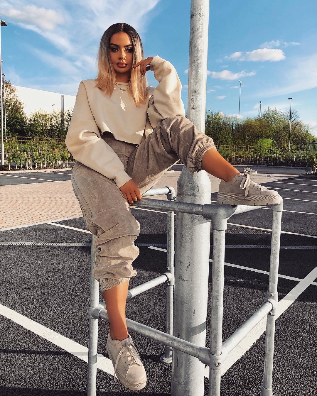 PrettyLittleThing on X