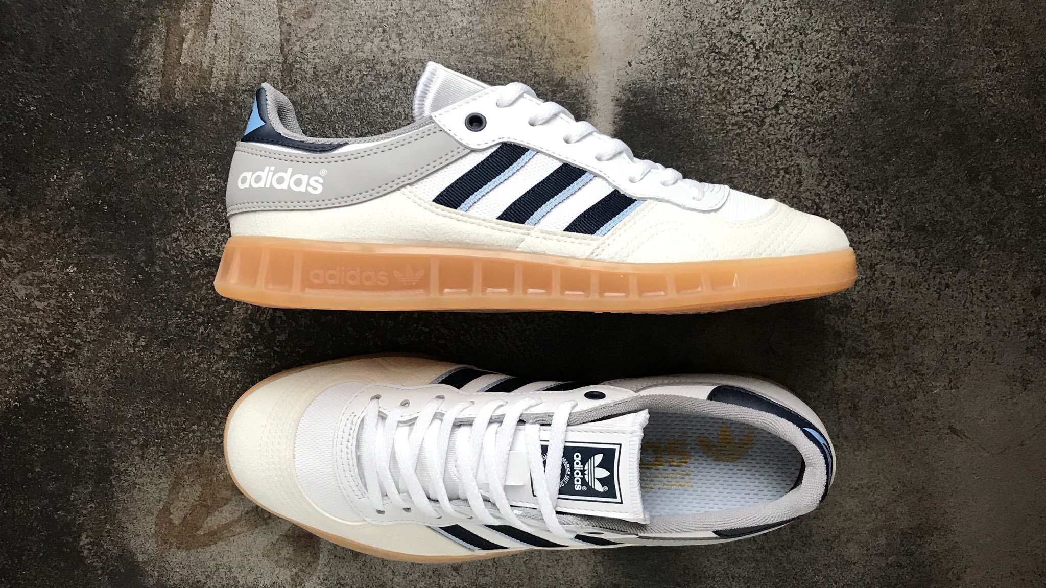 Contribuyente reunirse represa wellgosh on Twitter: "The Adidas Liga is a one-to-one reissue of the Adidas  Handball Top Mesh which first released in 1987 and originally went by the  name 'Liga'. Available now £84.95 https://t.co/bx76NNZuS2