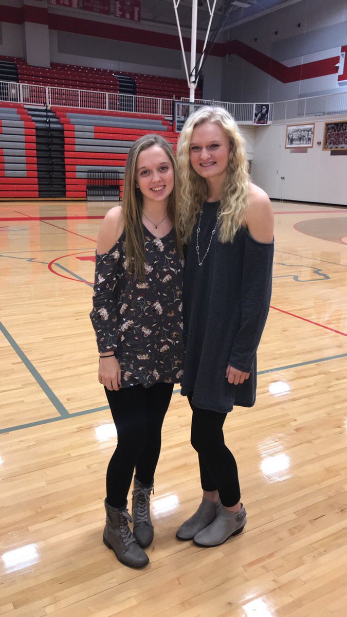 Bissett5's tweet photo. Happy Birthday best friend! I can’t believe you are 17!! I hope you have a great day 💗 @LakinCopeland6 https://t.co/YeieUcnWzP