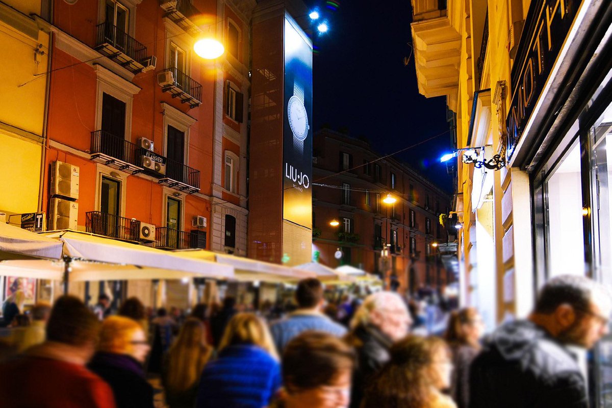 upgrade_media's tweet photo. Liu-Jo Luxury
Via dei Mille - Piazza Rodinò - Via Filangieri - Napoli - Italia
#liujo #liujoluxury #abbigliamento #liujomilano #moda #amazingfit #napoli #adv #advertising #media https://t.co/KaDobhdFkH