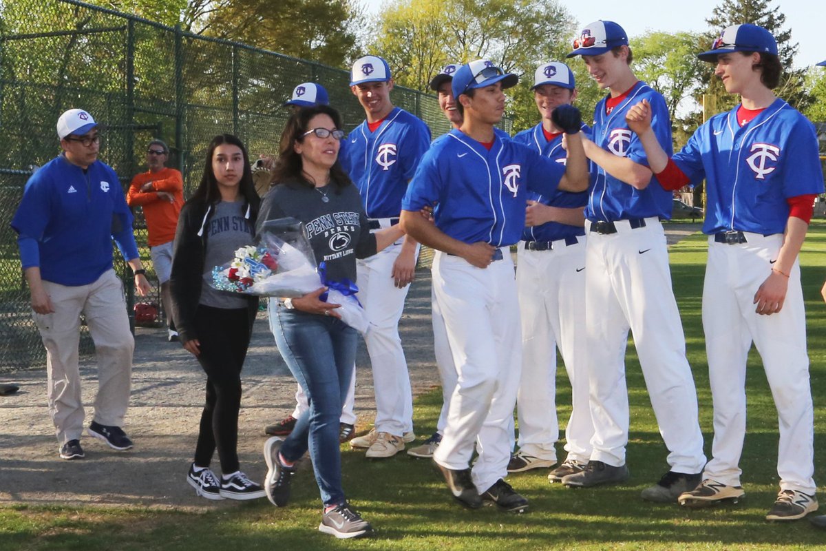 ngreiner13's tweet photo. TC Senior Octavio Orona is escorted by his family on Senior Night. @TCWSports , @TCWbaseball https://t.co/nPZOD2z6yZ
