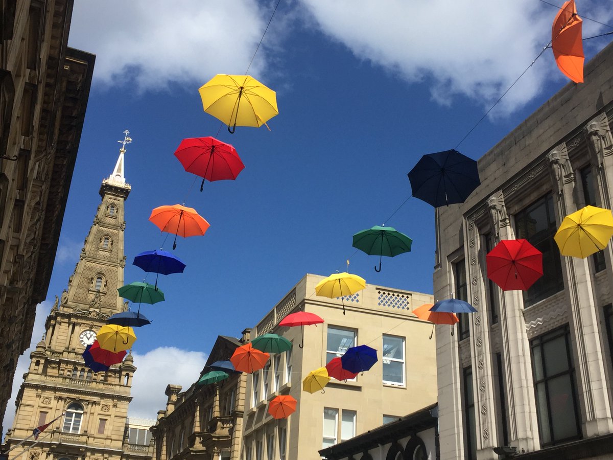 Calderdale's tweet photo. Halifax is getting ready for the #TourdeYorkshire and looking fab in the sunshine! The final day of the race will start @ThePieceHall on Sun 6 May. Find out more on the @VisitCalderdale blog https://t.co/SfJvQMEsMS #activecdale @letouryorkshire https://t.co/fv50K5ya1Z
