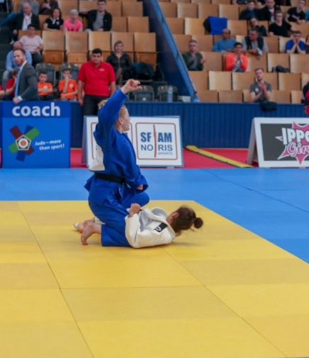 lrjcbs's tweet photo. Marin Visser door JBN geselecteerd voor EK cadetten in Sarajevo.
#judo #Ippontime.nl #demeestcompleteonlinejudoshop #Judo4inspiration https://t.co/dUYG2ew1ea