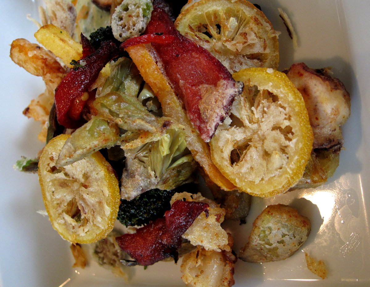 Backstreet Cafe tweet media