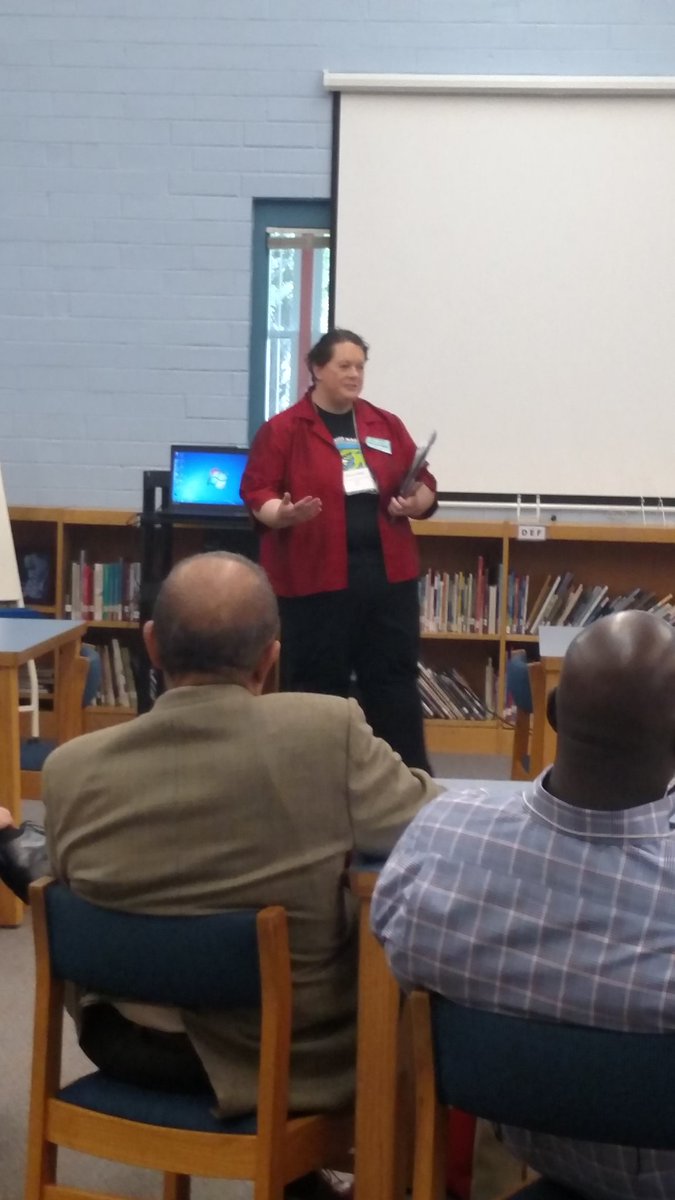 FullerMediaCtr's tweet photo. #FullerPTA president Sarah Trustman & @FullerPTA Community Outreach Liason Suzanne Miller greeting our elected officials & outlining the activities for the day! #FullerElem #ElectedOfficialsVisit2018 @FullerMagnetAP https://t.co/Q39IOJlduK