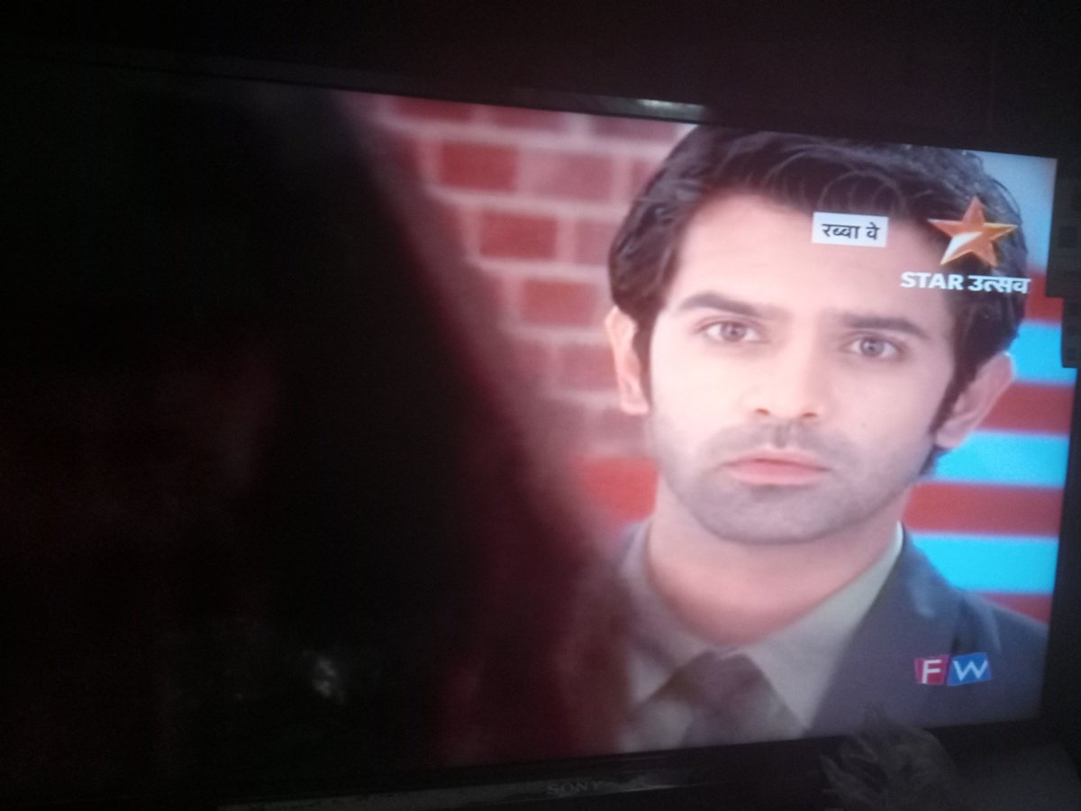 _jasmeeeen_'s tweet photo. This moment 💕 #firstrabbave https://t.co/gFGN5QgMCu