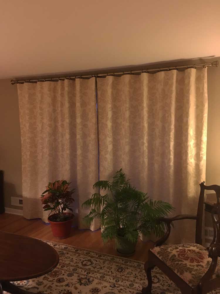 RegalDrapes's tweet photo. Denise from NJ shared these lovely photos of her recent drapery project: "Thank you for your help, we love the drapes!"

Flat panel drapery with decorative hardware.  #CustomerSuccess #interiordesign https://t.co/QwhOkJTz0H