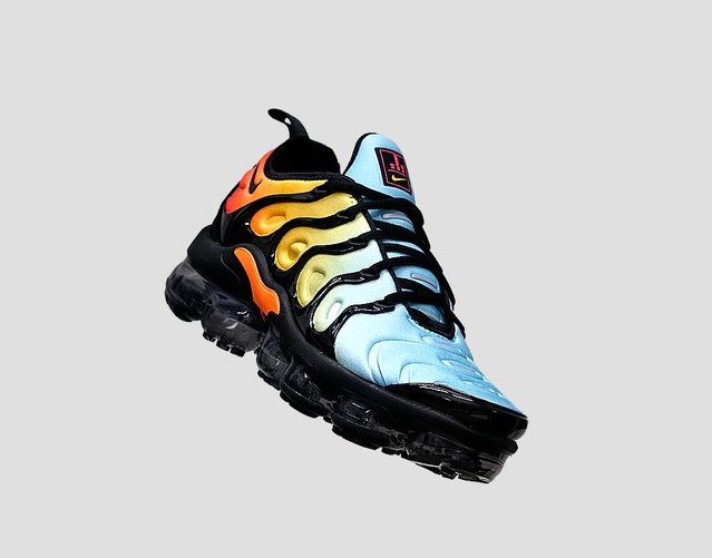 vapormax plus sunset restock