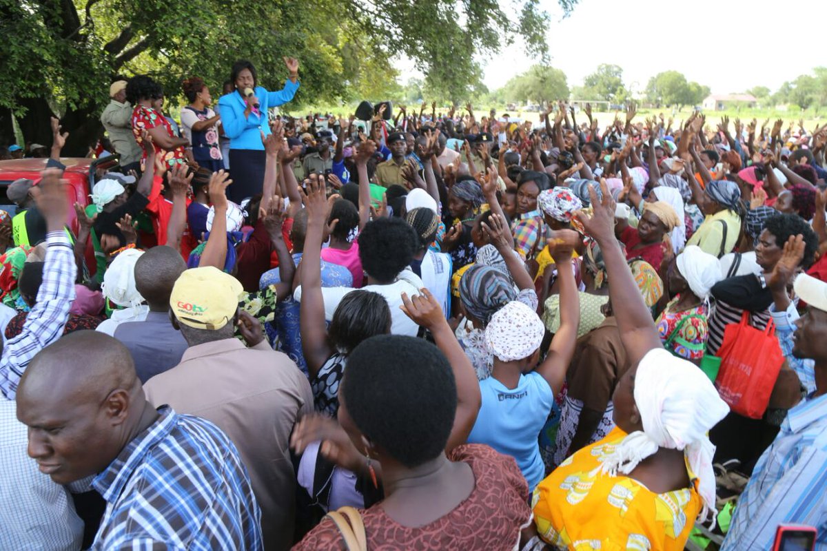 KituiOnline's tweet photo. Governor Ngilu addressing Kitui East residents on Wednesday #KituiMinerals https://t.co/PnEVWR6gkS