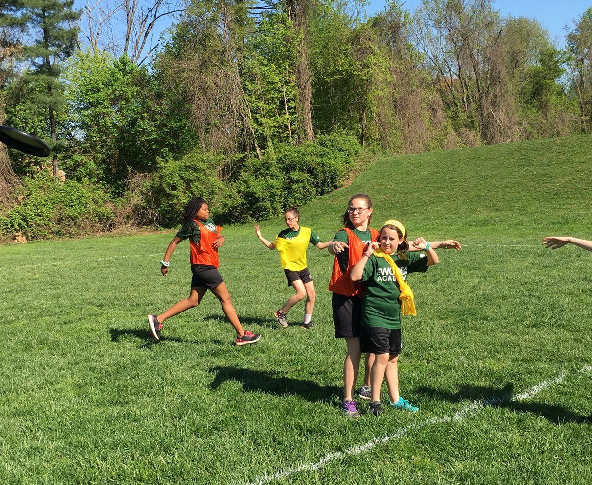 woods_athletics's tweet photo. Preparing for Field Day this Friday as we celebrate National PE &amp; Sports Month! #UltimateFrisbee #physed #healthed #MoveInMay #6thGradePE https://t.co/EGXjN55YLK