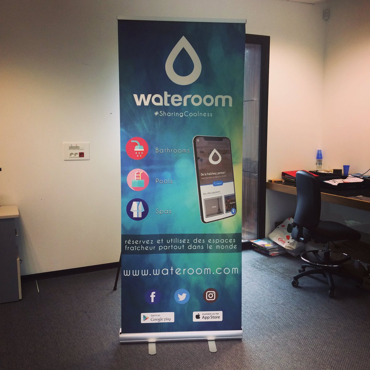Wateroom_off's tweet photo. 📲 L'application #Wateroom est disponible sur iOS ! Bientôt sur android. Téléchargement ▶️ https://t.co/TLw6QfxMw2 #App #AppStore #Bathrooms #Spas #Pools #iPhone https://t.co/VvJMqvpGlB