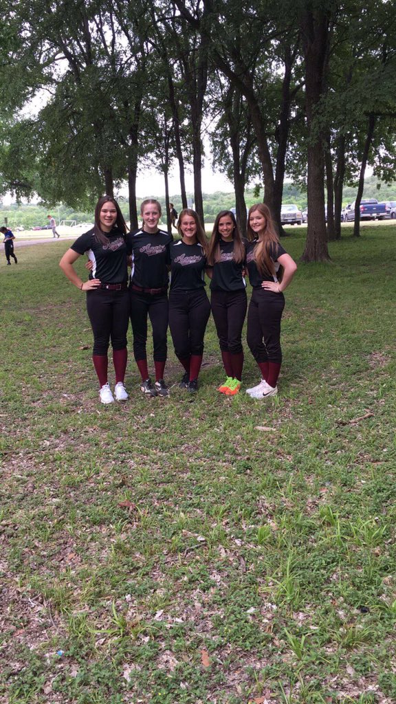madison_kjones's tweet photo. First game last night:) #AggieWin https://t.co/sRcUyVuDn7
