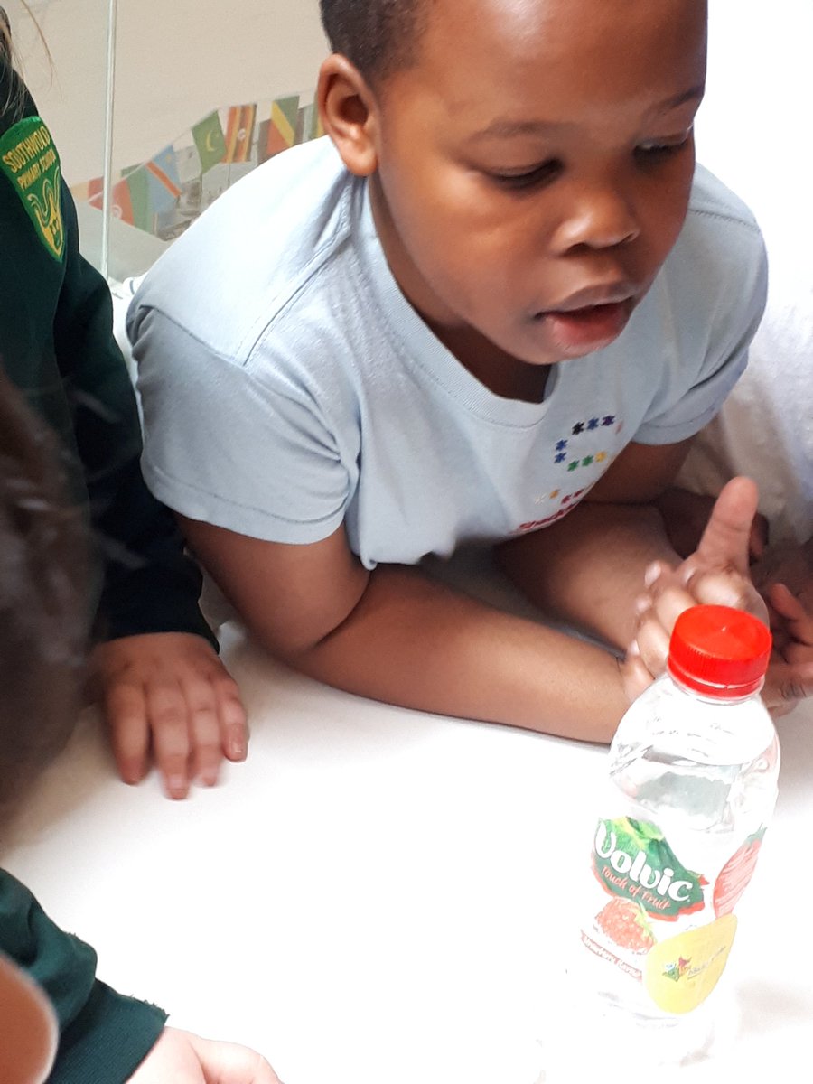 BevDickinson4's tweet image. Year 3 @younghackney #HealthyLifestyles Festival flexing our knowledge about keeping our bodies in great shape! @ShacklewellE8 know our  #FoodGroups and #FoodLabelling Are #SugarSmart and #EatWell #Excercise #NWFed
