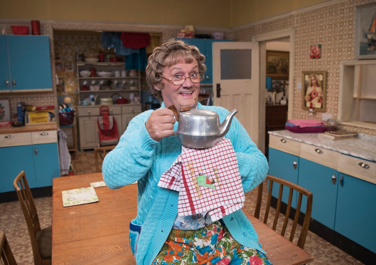 RTEPress's tweet photo. .@RTEOne and @RTE2 announce summer schedule, featuring Niall Horan with the RTÉ Concert Orchestra, new Mrs Brown series, plus a top season of sport and brand new documentaries https://t.co/FB5bcCkkNz https://t.co/6ks4alfTby