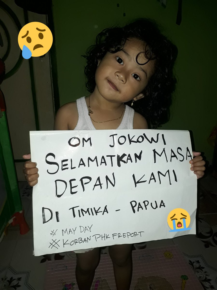 ChristoffolRum1's tweet photo. Haruskah Anak-Anak Kami Yang Tak BerDosa ini Ikut Menangung Beban Dari Seorang Ayahnya Karena Ketidak Adilan Di Negeri ini Di Mana Kalian Buat Kami Anak Bangsa Dari Ujung Timur Krn Freeport...😢😢😢 @Jokowi_Menjawab,@detik_jokowi,#korbanphkfreeport,@lokataru_id,@KomisiIX,@DPR_RI https://t.co/qtH6SLQcWK