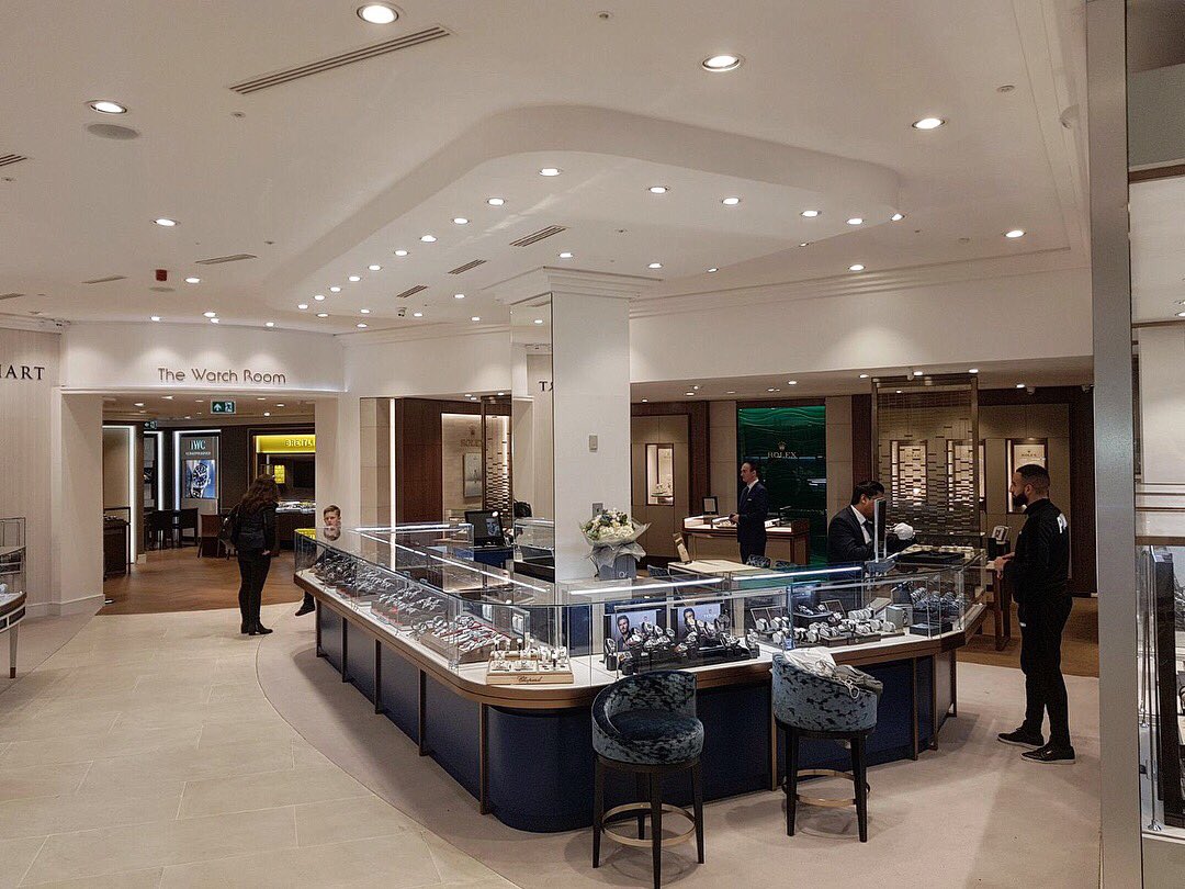 AlphaGroupWales's tweet photo. Some of our recent lighting work in Fraser Hart stores in the UK 💡 https://t.co/XkLqb9UrNf