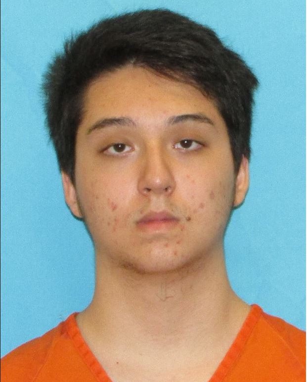 jdmiles11's tweet photo. #Breaking CBS 11 exclusive 17yo Matin Azizi Yarand arrested for soliciting others to join him on mass shooting spree at #Frisco’s Stonebriar Mall. Affidavits suggest he wanted to be “lone wolf” and spent $1400 on weapons. Plot was scheduled for May. Jailed on terrorism charges https://t.co/3XVo7b6CTA