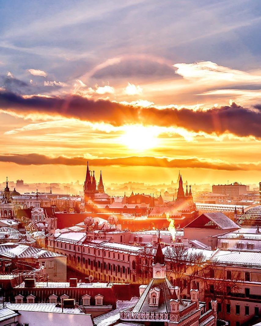 Strannitca1's tweet photo. Moscow. Russia. https://t.co/Ay37eyCUdU