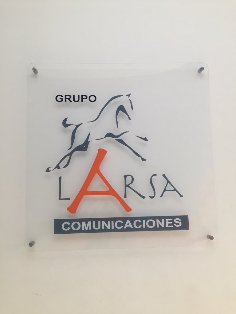 UKLAB201's tweet photo. Sintonicen la 91.5 FM, estamos por salir al aire.
#UKLab https://t.co/5n31JbL0Ek