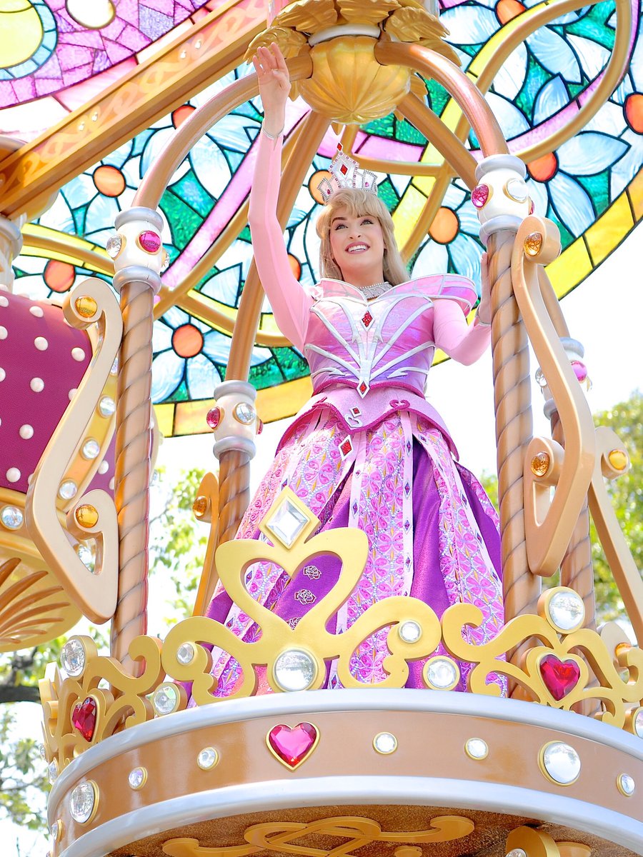 MezzoMikiD's tweet photo. TDLドリーミング・アップ！
華やかなディズニープリンセスたち☆
詳しくは→https://t.co/op0WS7OwUf https://t.co/4z5Bcsb5cm