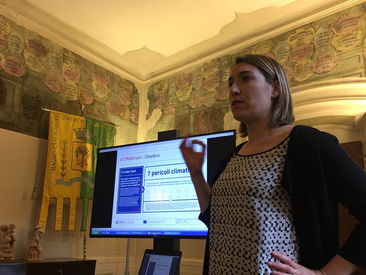 LifeDerris's tweet photo. Oggi a Rovereto con le associazioni di categoria: un vasto interesse per testare il Cram Tool di Derris! https://t.co/1xAPdChFqy