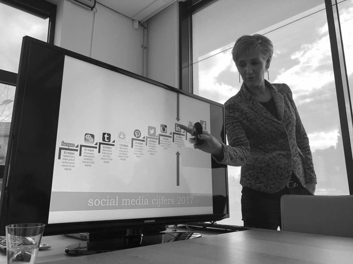 LilianZeekaf's tweet photo. Naast incompanytrainingen, geven wij nu ook praktische LinkedIn-trainingen voor zelfstandige professionals in Zuid-Limburg! Kleine groepjes.
3 data in mei. Hartstikke leuk als jij er ook bij bent.
#LinkedIn #training #onlinezichtbaarheid #Hulsberg
https://t.co/CE9HobSsAQ https://t.co/HVOhOWzk0g