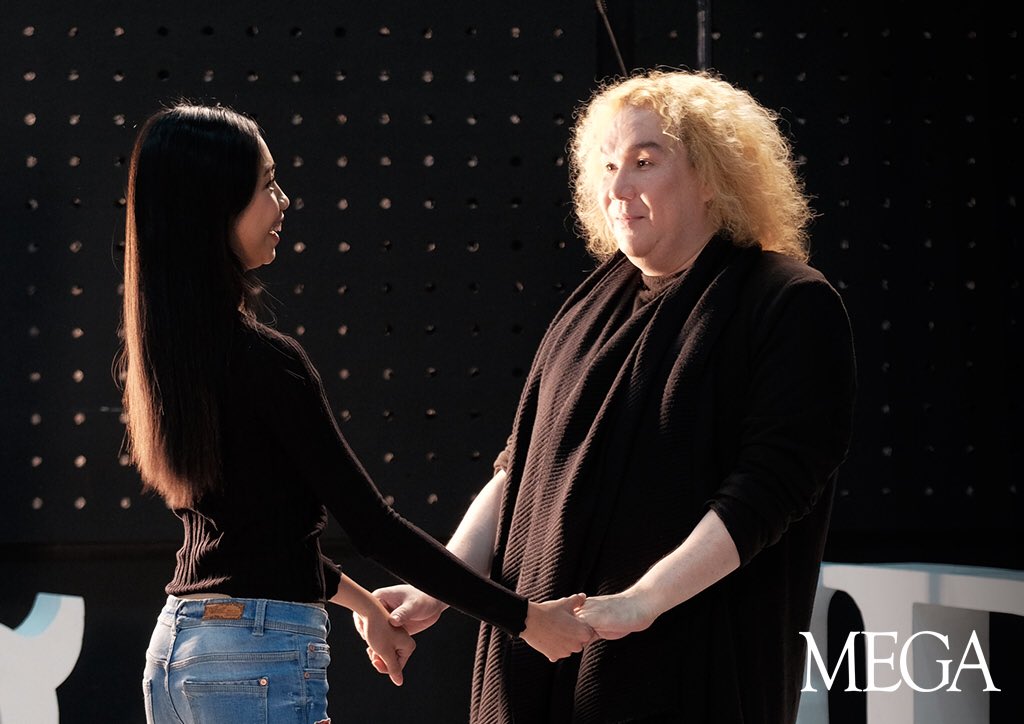 Hackerwildbitch's tweet photo. Wow international designer.Congrats @maymayentrata07  we are so proud of u. 

@mor1019 #MORPinoyBiga10 SHANAWA by Maymay Entrata https://t.co/WpeNY2HUwR
