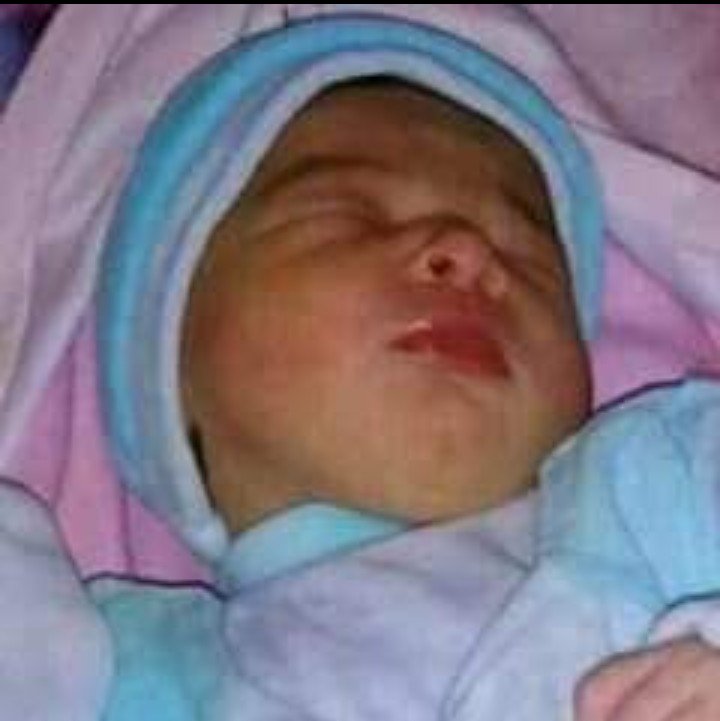 MostafaSeliman6's tweet photo. بنتى من حقها تسمعنى وأسمعها 
أفرجوا عن ��جهزه زراعه القوقعه 
نداء الى المسئول 
اعتبرها بنتك 
#موافقات_تأمين_صحي_قوقعة_مصر https://t.co/2VGANd4bOU