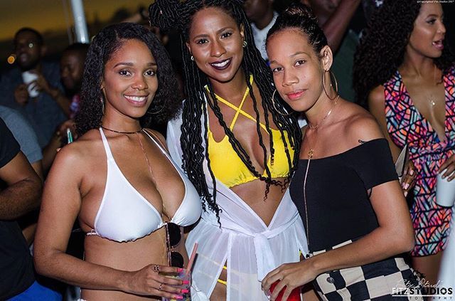86ix8Family's tweet photo. Wear your smile like a badge of honor π
Just like the weekend the Festival is coming π‘π
.
.
.
πΈ @fitzstudios
#86ix8Family
#WCW
#GTCFestival
#TheFestivalIsComing
#HumpDay
#GTC
#TheWeekendContinues https://t.co/9ZktlijJxU https://t.co/JMuGGKCbCq