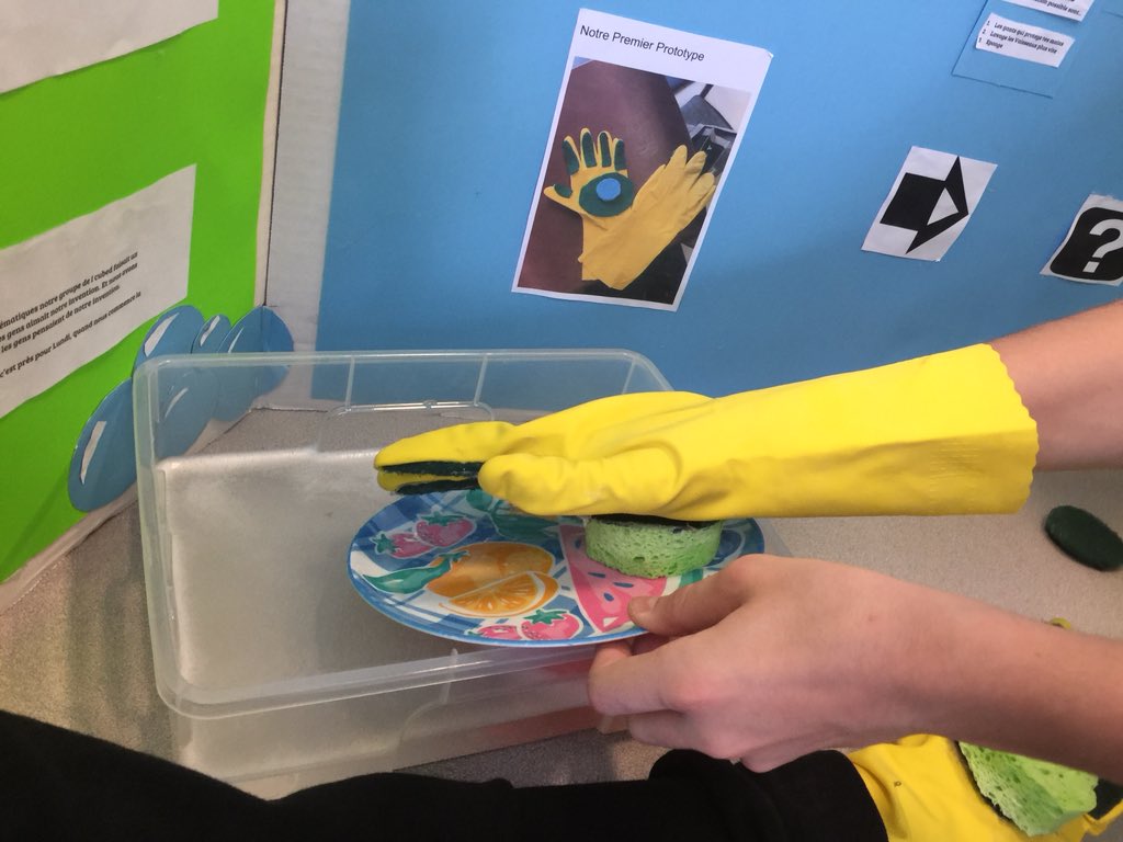 rolat's tweet photo. @AllSaintsCHS Gr 8 Ss Amazing #Innovations #perseverance #creativity #I3 @TLPCanada #realwotld #probkemsolving #sustainabilty #collaboration #ocsbdl https://t.co/7UySJJCTZD