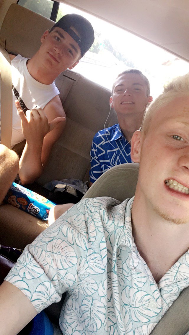 FranGurganus's tweet photo. Beach bound with the boys! #repforrep https://t.co/1CP0S1w3ON