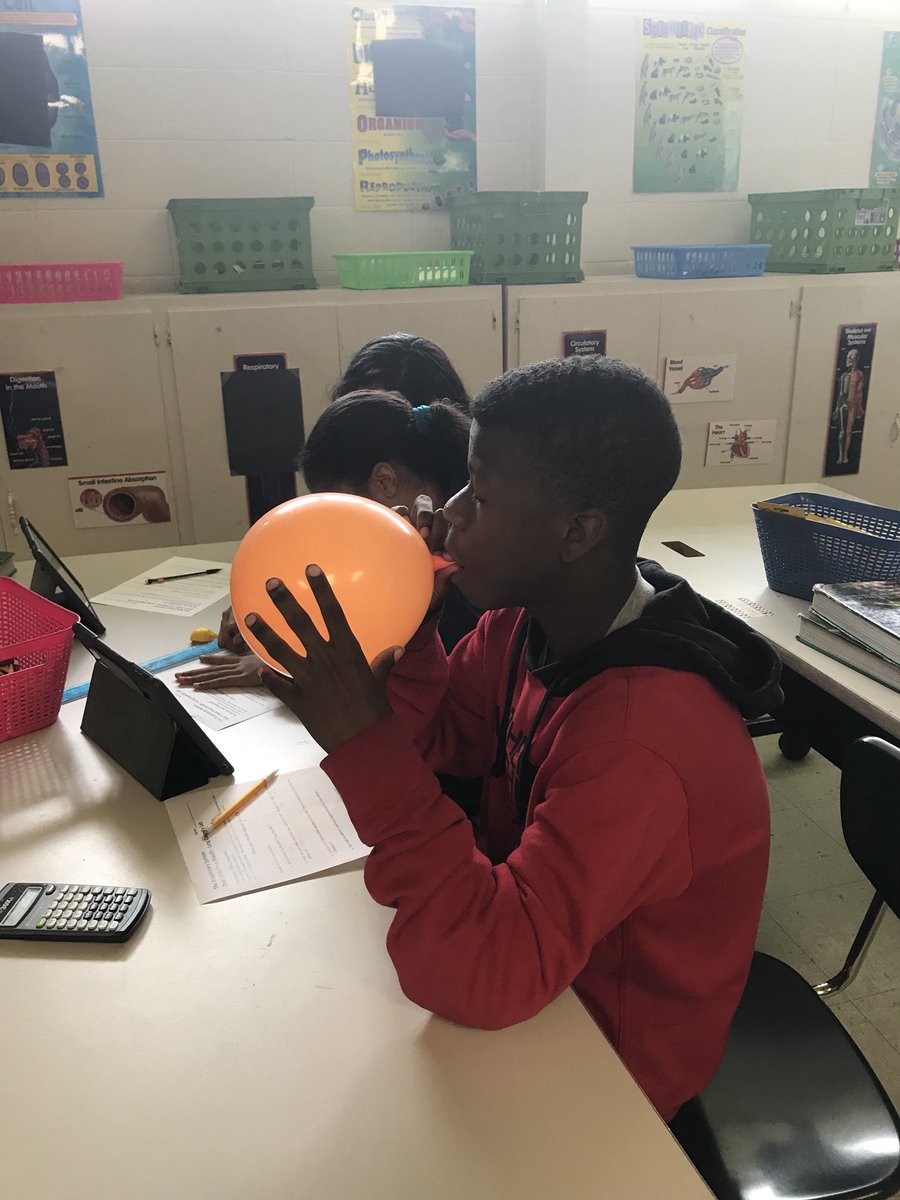 PCIntermediate's tweet photo. Don’t Hold Your Breath!!! Students on the Shavers team are using balloons and math to measure their tidal and vital lung capacity. Who knew breathing could be so much fun?! 🌬🎈#evolutionoflearning #PCISpride #sharePCS https://t.co/Egs6mJru2O