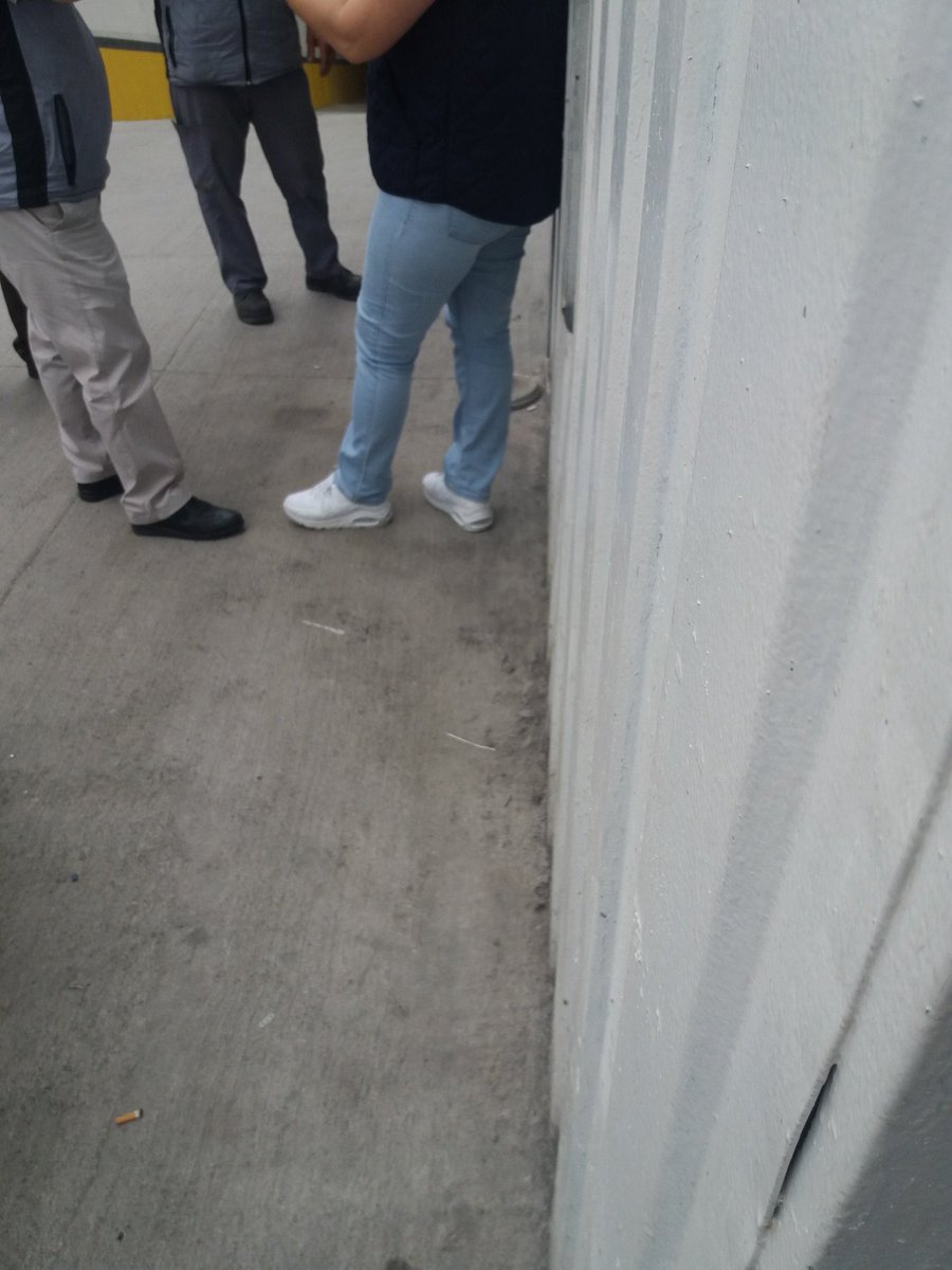 Arabami servise goturdum servis danismani