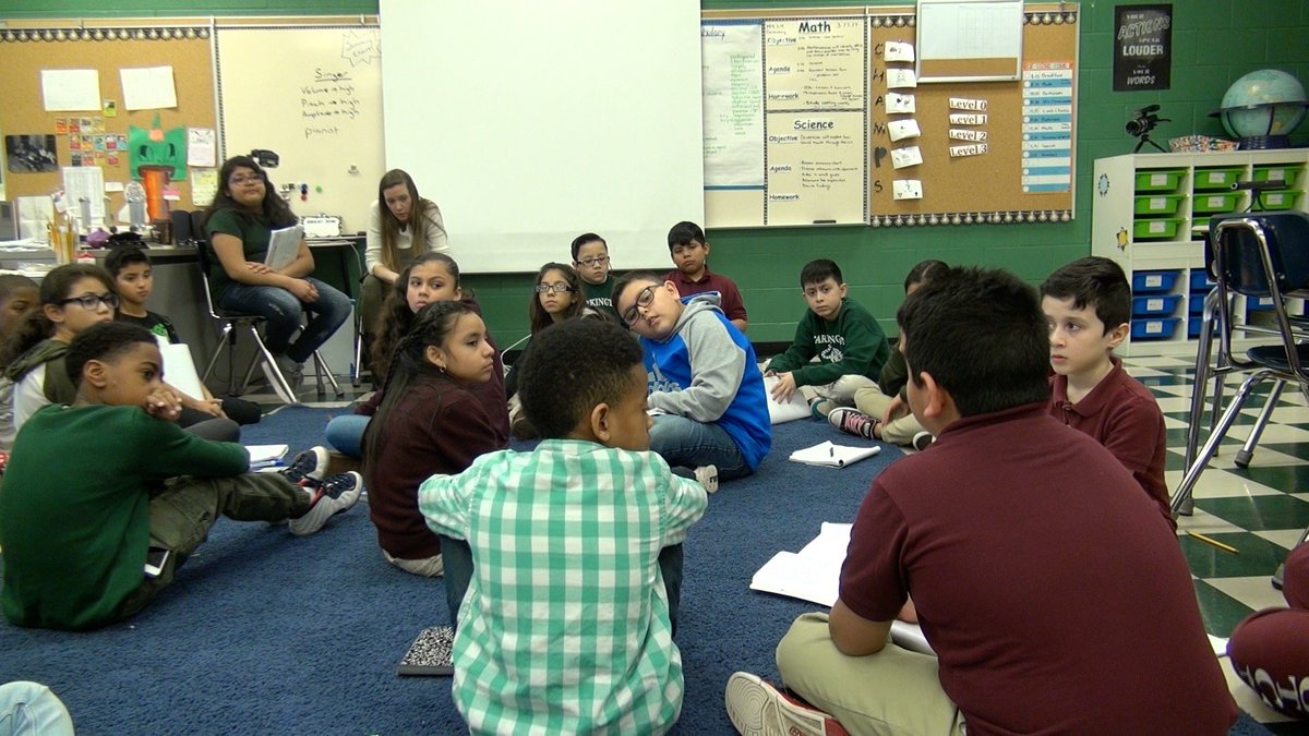 TchAUSL's tweet photo. Our most watched clip in April features the simple structures Tarkington’s Ms. Roney uses to promote amazing science discussions. Check out her brilliant 5th graders on TchAUSL. 

https://t.co/aLsKWz6Yf7 https://t.co/DBliXFIEck