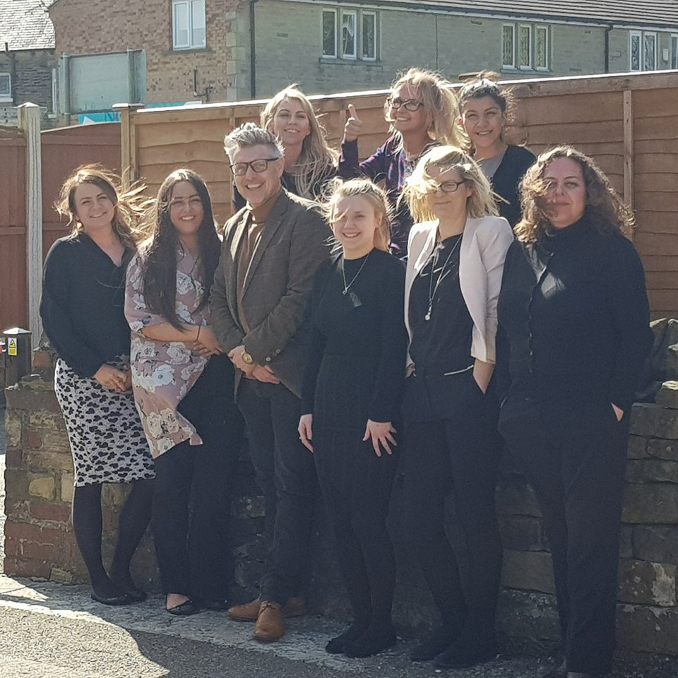 DigitallComms's tweet image. The sales department taking advantage of the sunshine today for a group photo!😀😀 #windswept #teamphoto #saycheese